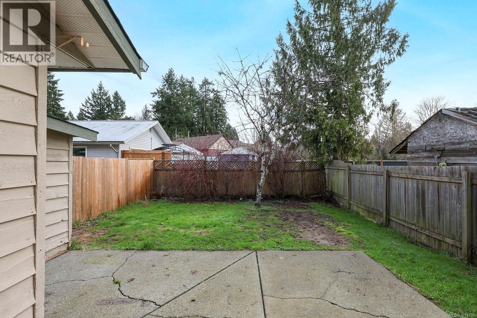 1170 14th St, Courtenay