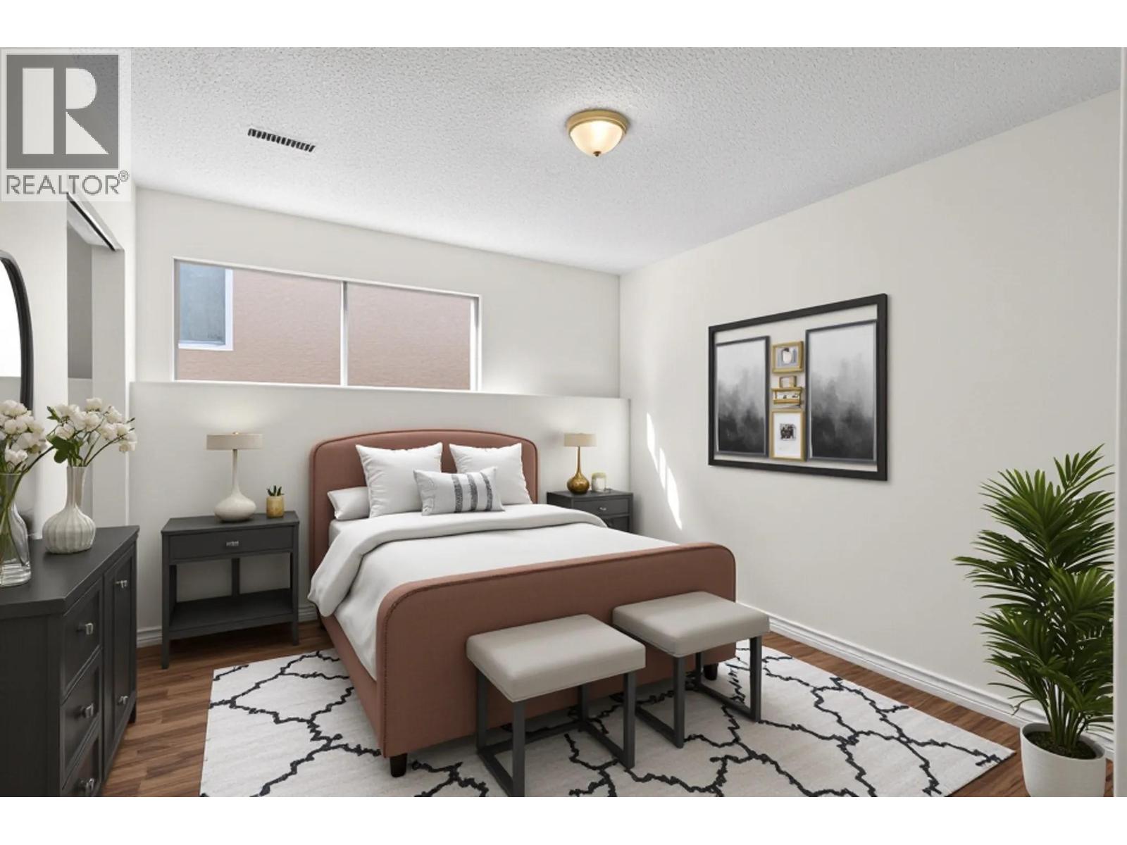  1031 Martin Avenue, Kelowna