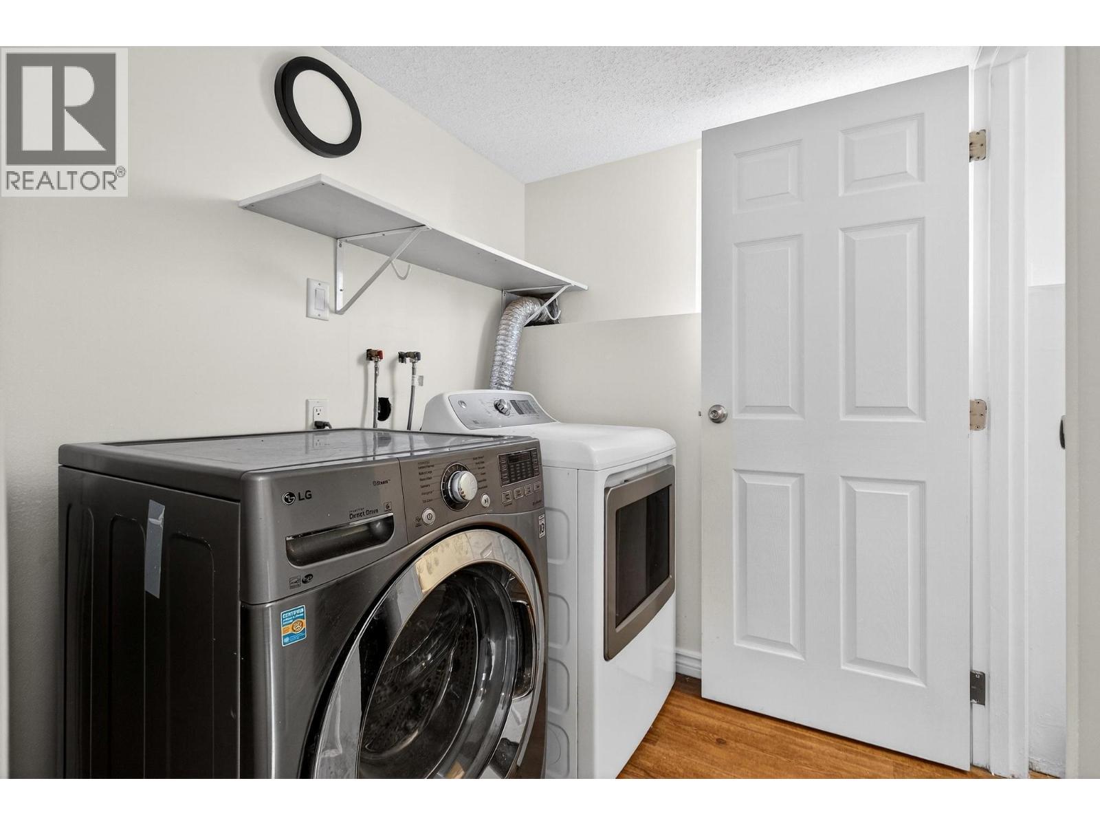  1031 Martin Avenue, Kelowna