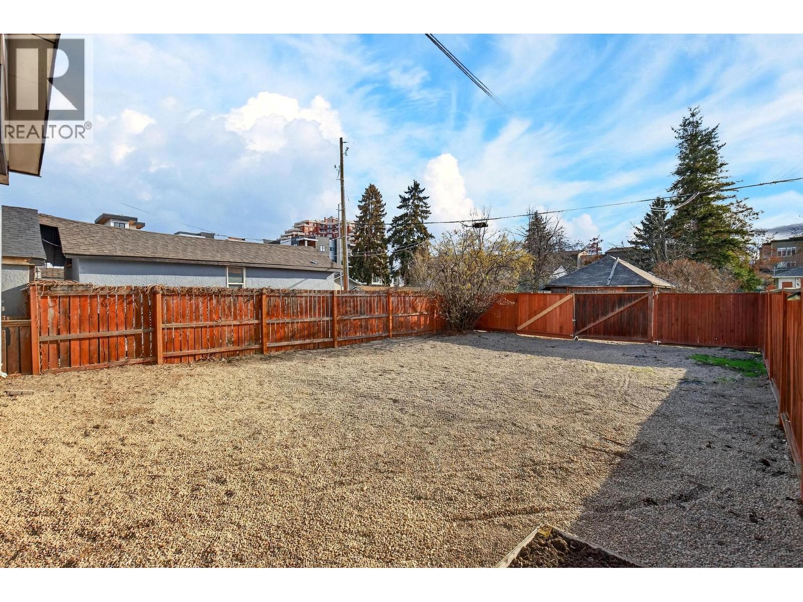  1031 Martin Avenue, Kelowna