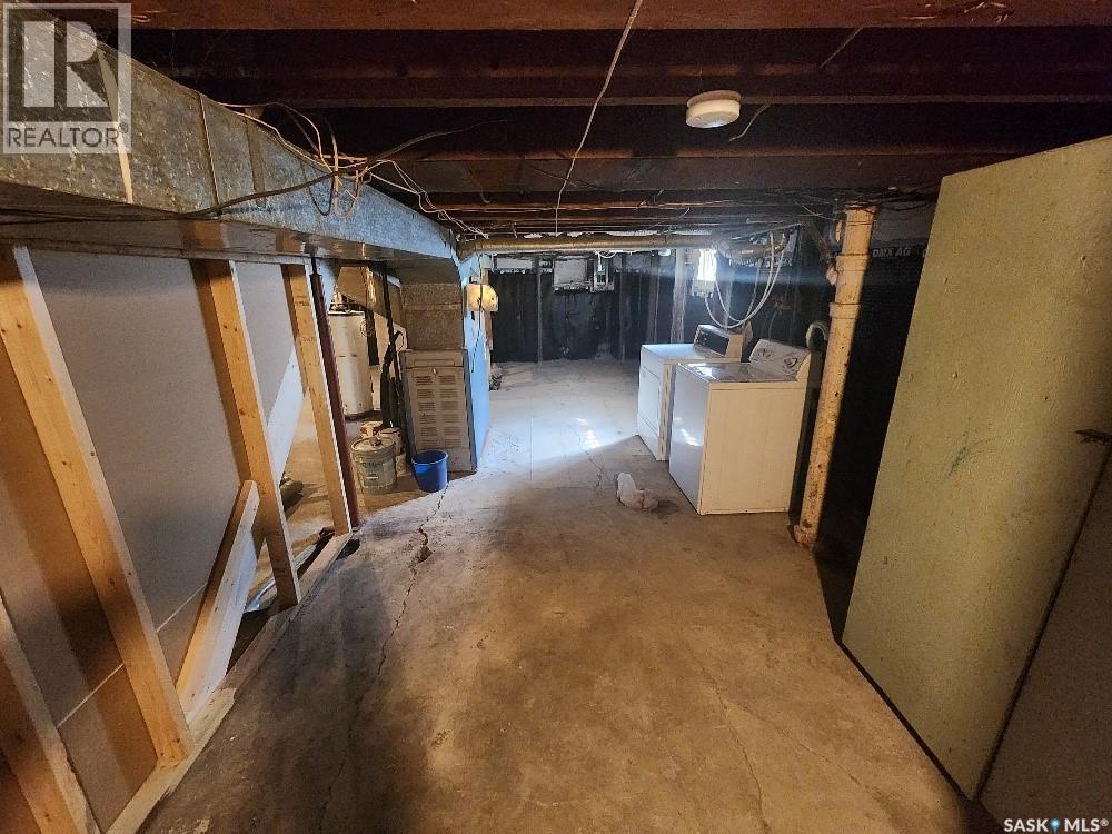 3303 Dewdney AVENUE - 22