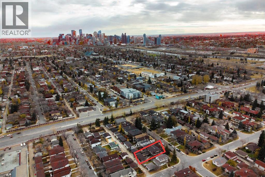 Single Family House for Sale in   Avenue NW West Hillhurst Calgary 