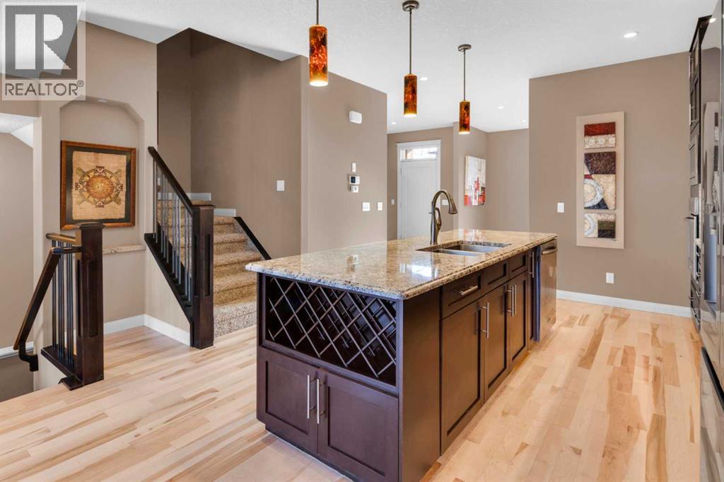 Single Family House for Sale in   Avenue NW West Hillhurst Calgary 