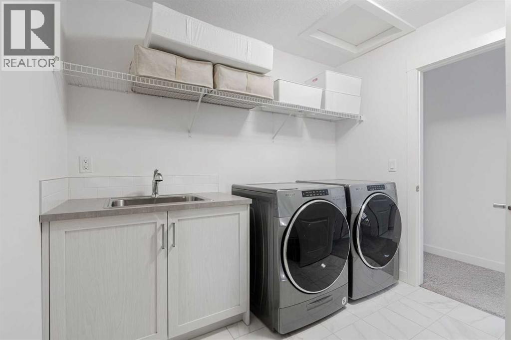 Single Family House for Sale in  Sage Bluff Drive NW Sage Hill Calgary 