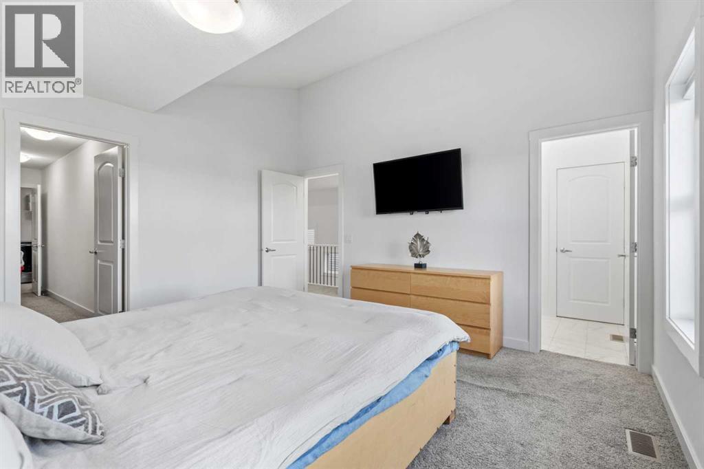 Single Family House for Sale in  Sage Bluff Drive NW Sage Hill Calgary 