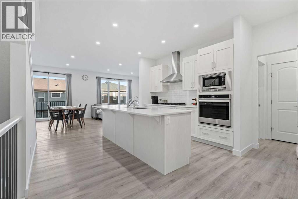 Single Family House for Sale in  Sage Bluff Drive NW Sage Hill Calgary 