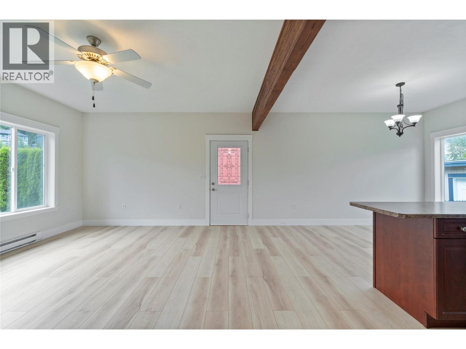  7281 46 Street Northeast, Salmon Arm