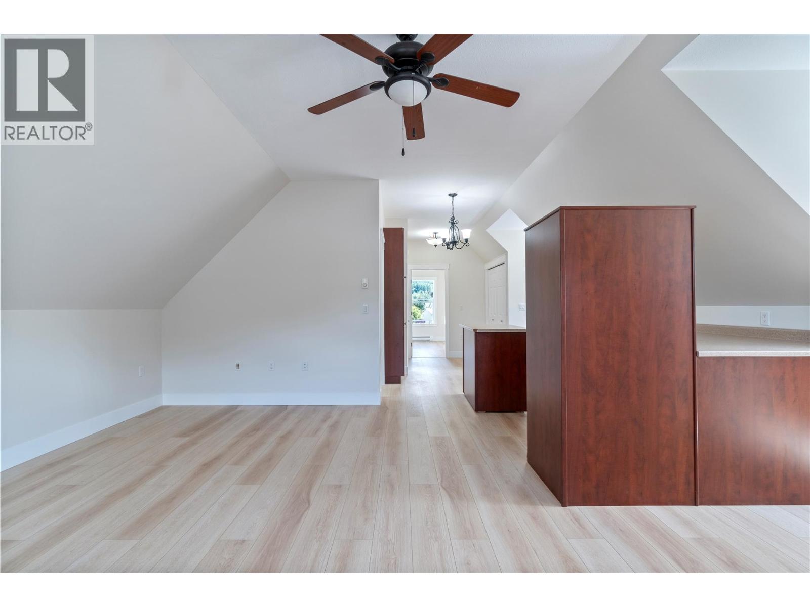  7281 46 Street Northeast, Salmon Arm