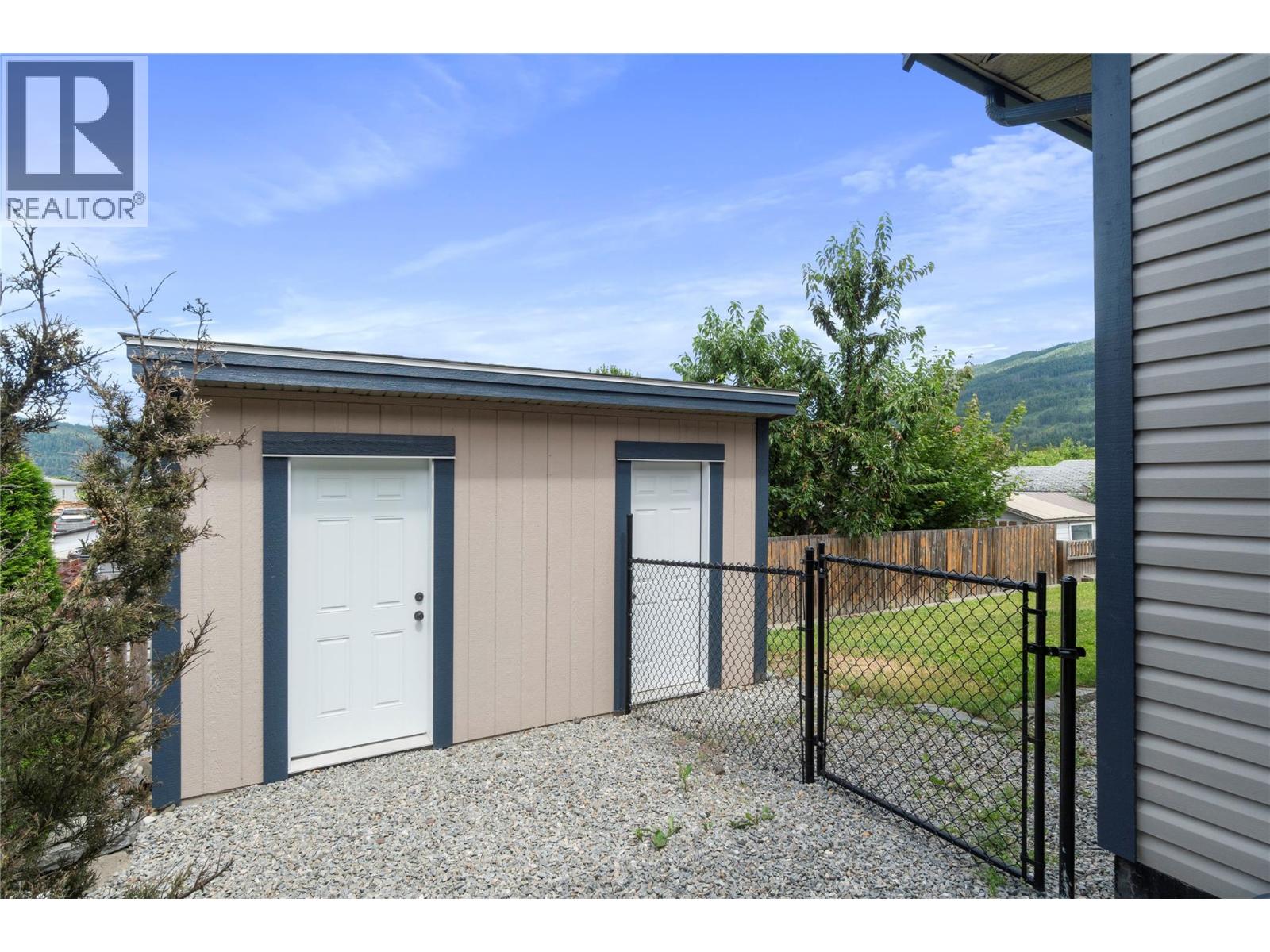  7281 46 Street Northeast, Salmon Arm