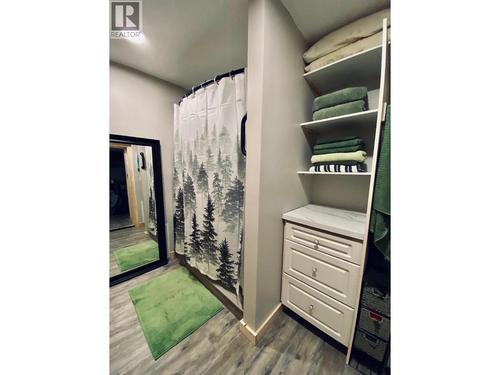 7362 2nd Street, Grand Forks