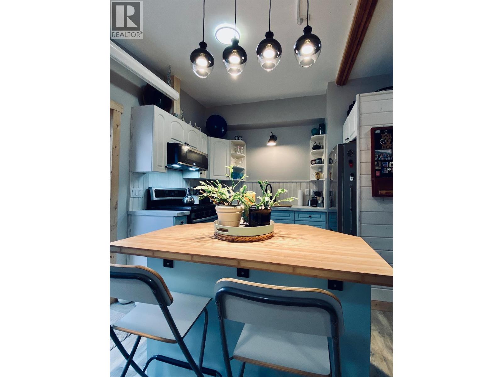 7362 2nd Street, Grand Forks