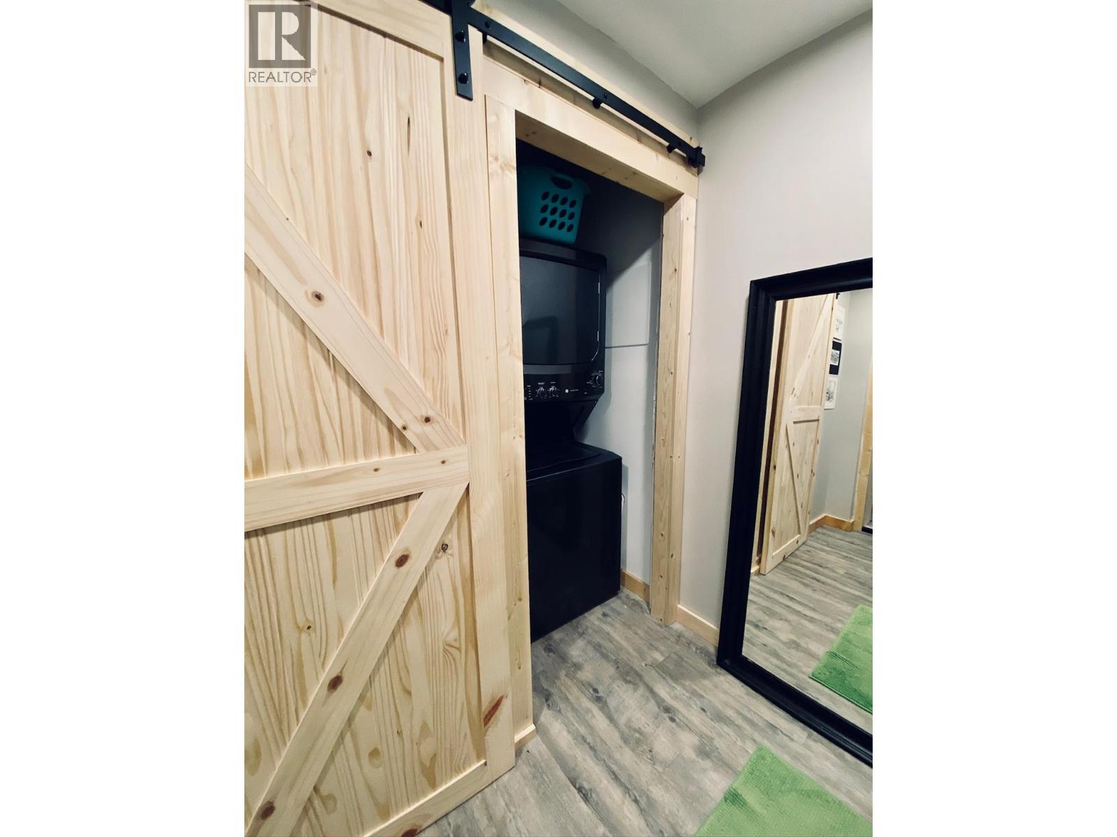 7362 2nd Street, Grand Forks