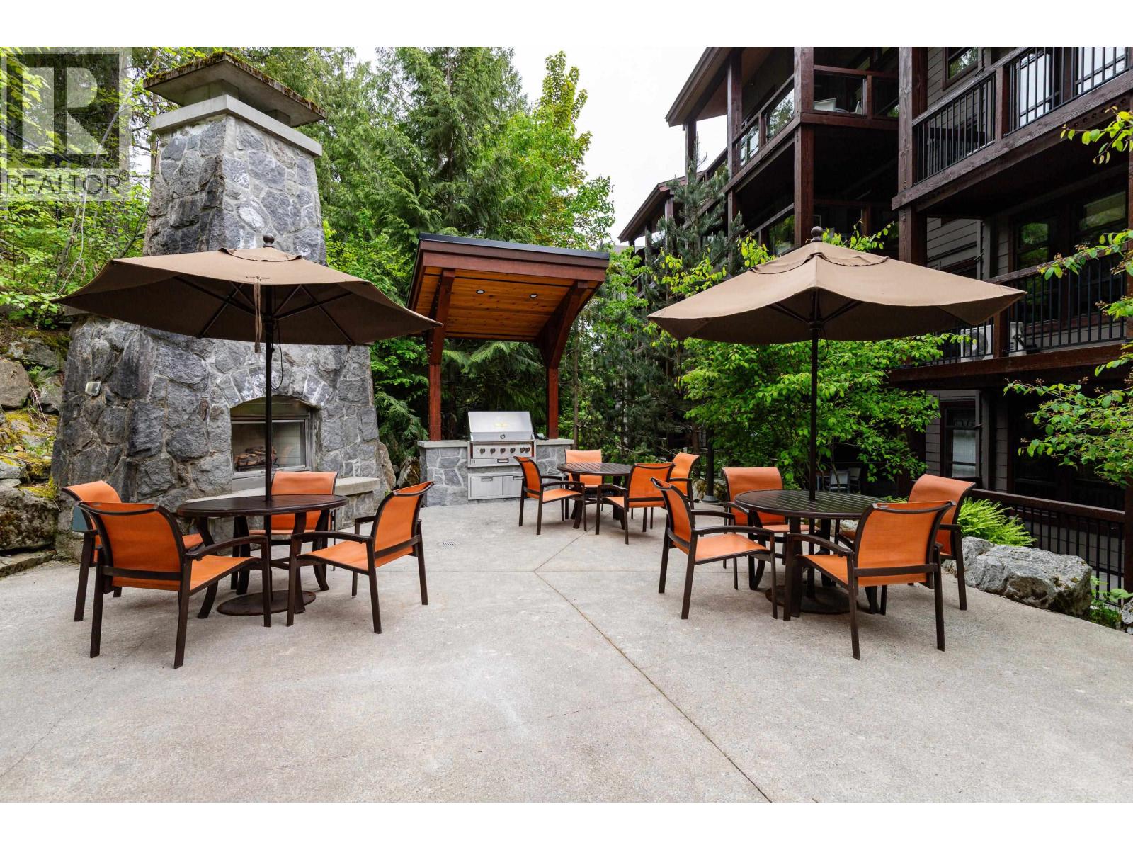 103B 2020 LONDON LANE, Whistler