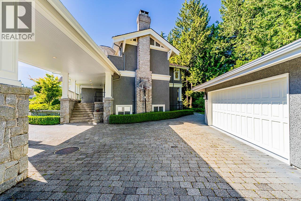 4270 ROCKRIDGE PLACE, West Vancouver