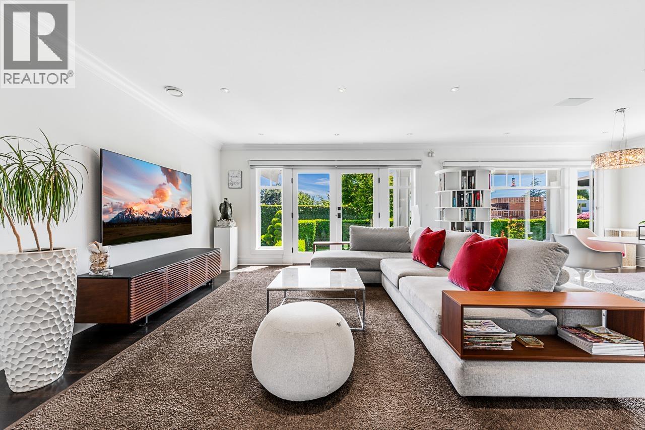 4270 ROCKRIDGE PLACE, West Vancouver