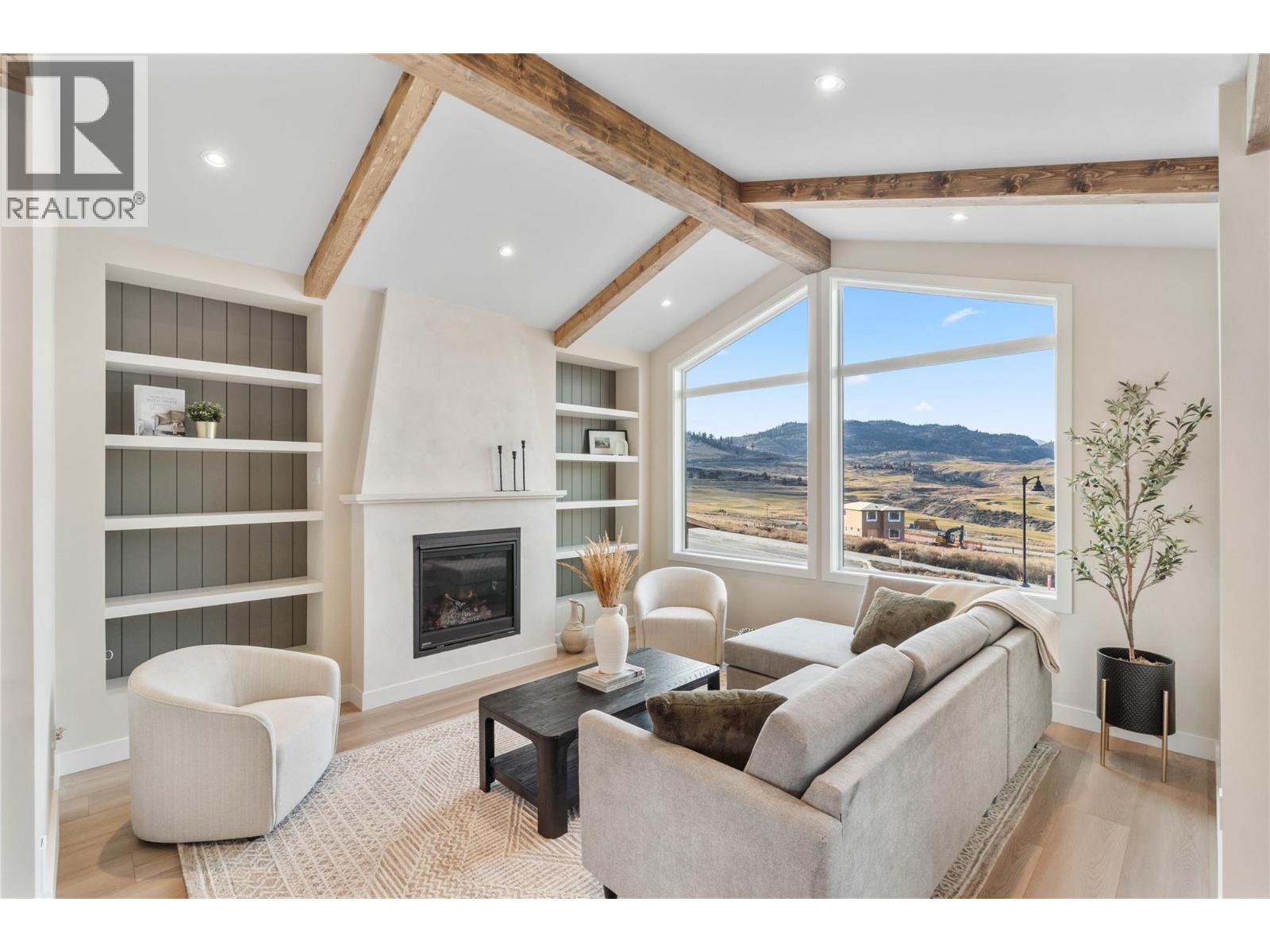 #113 38 RUE CHEVAL NOIR - 15