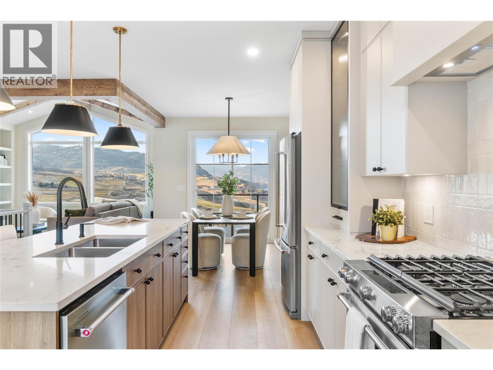#113 38 Rue Cheval Noir - 20