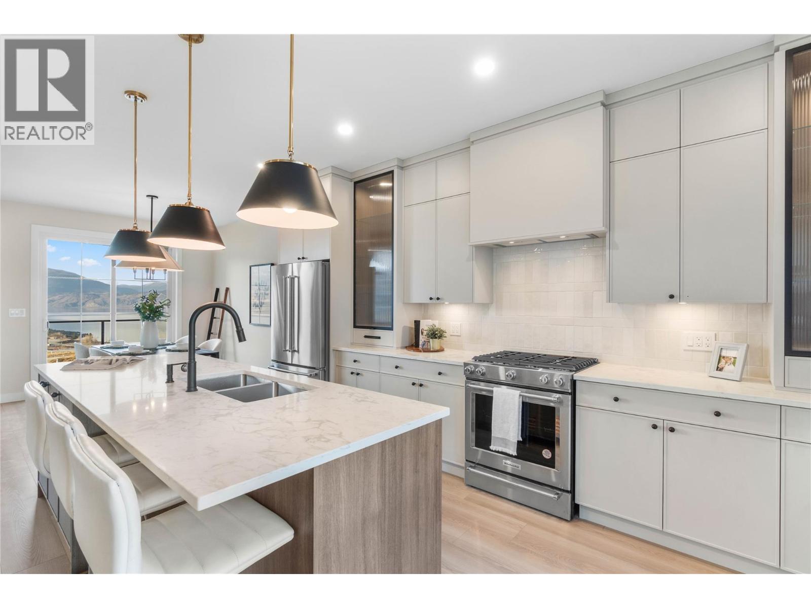 #113 38 Rue Cheval Noir - 22