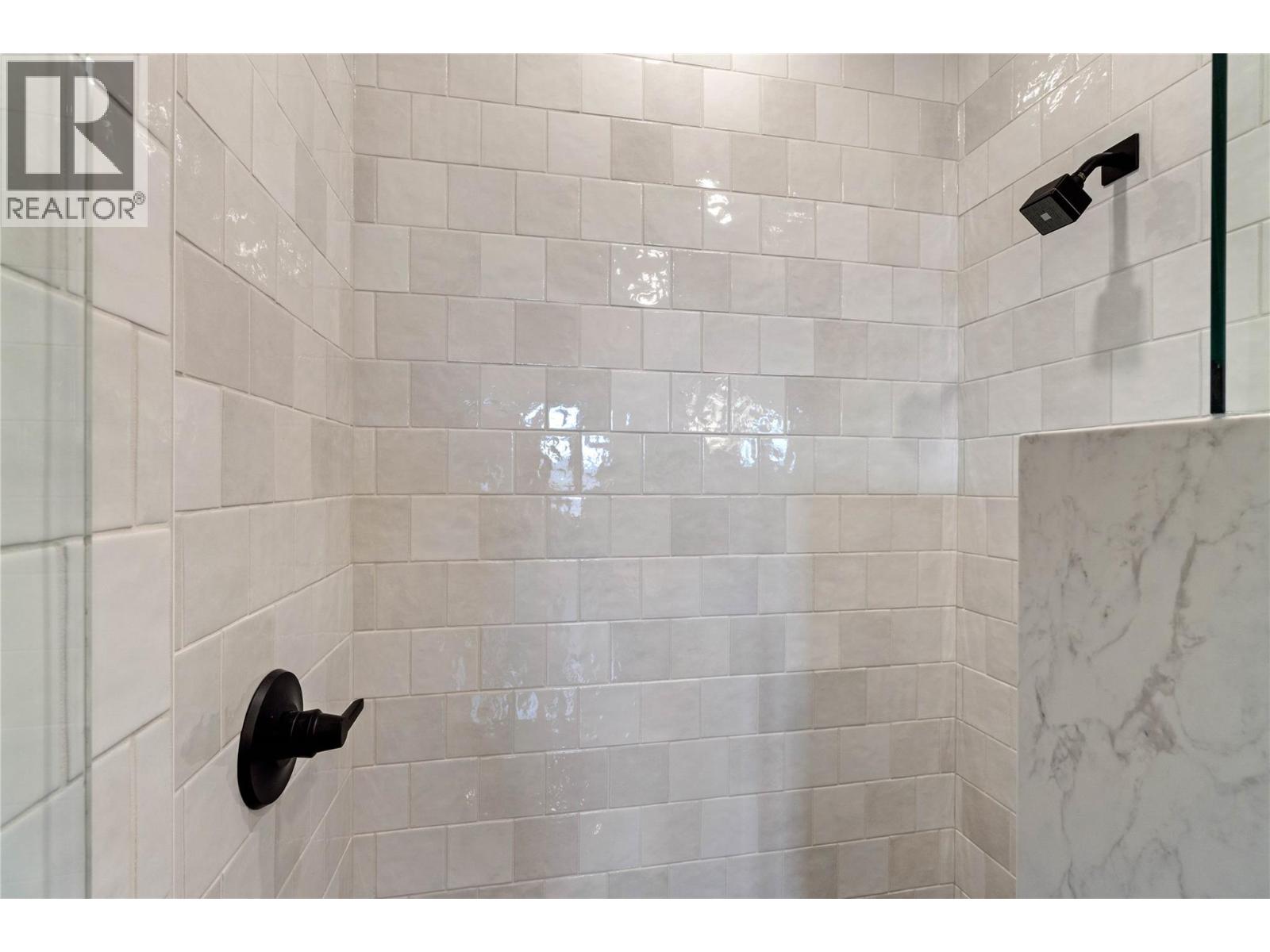 #113 38 Rue Cheval Noir - 32