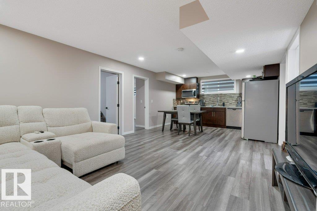 820 177 ST SW, Edmonton