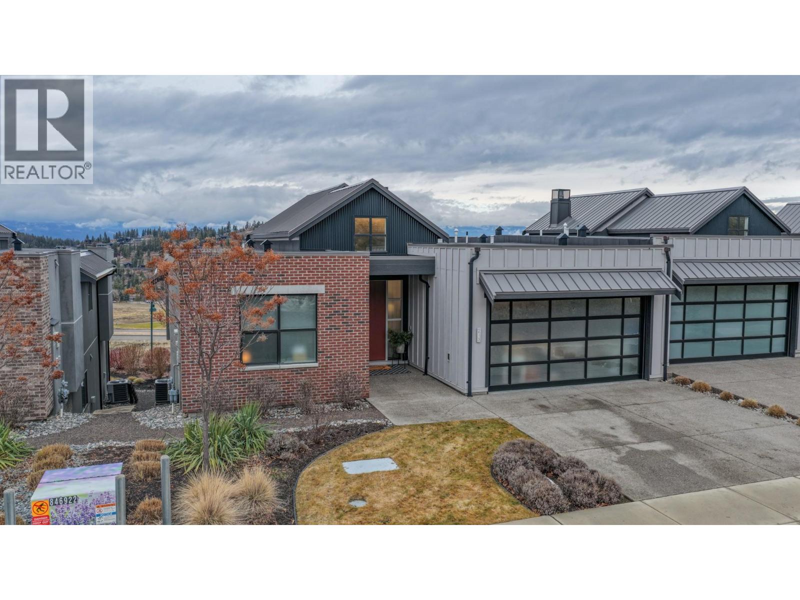 213 Ashcroft Place - 1