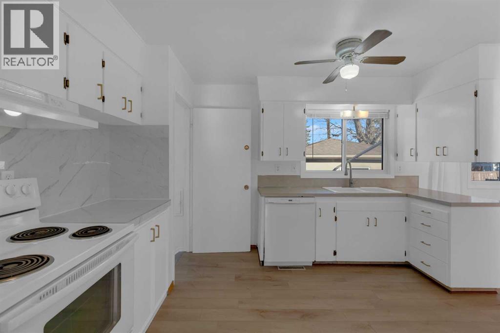 Single Family House Bungalow for Sale in  Cottonwood Crescent SE Southview Calgary 