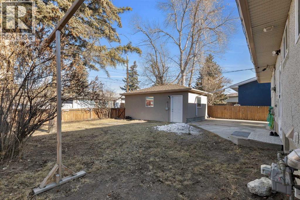 Single Family House Bungalow for Sale in  Cottonwood Crescent SE Southview Calgary 