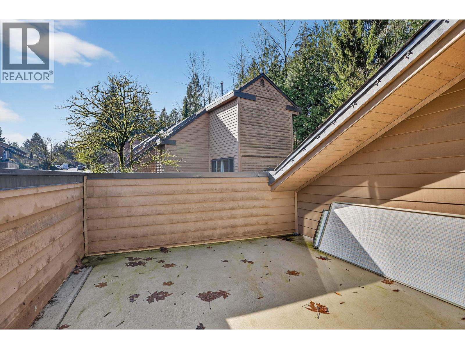 526 CARDIFF WAY, Port Moody