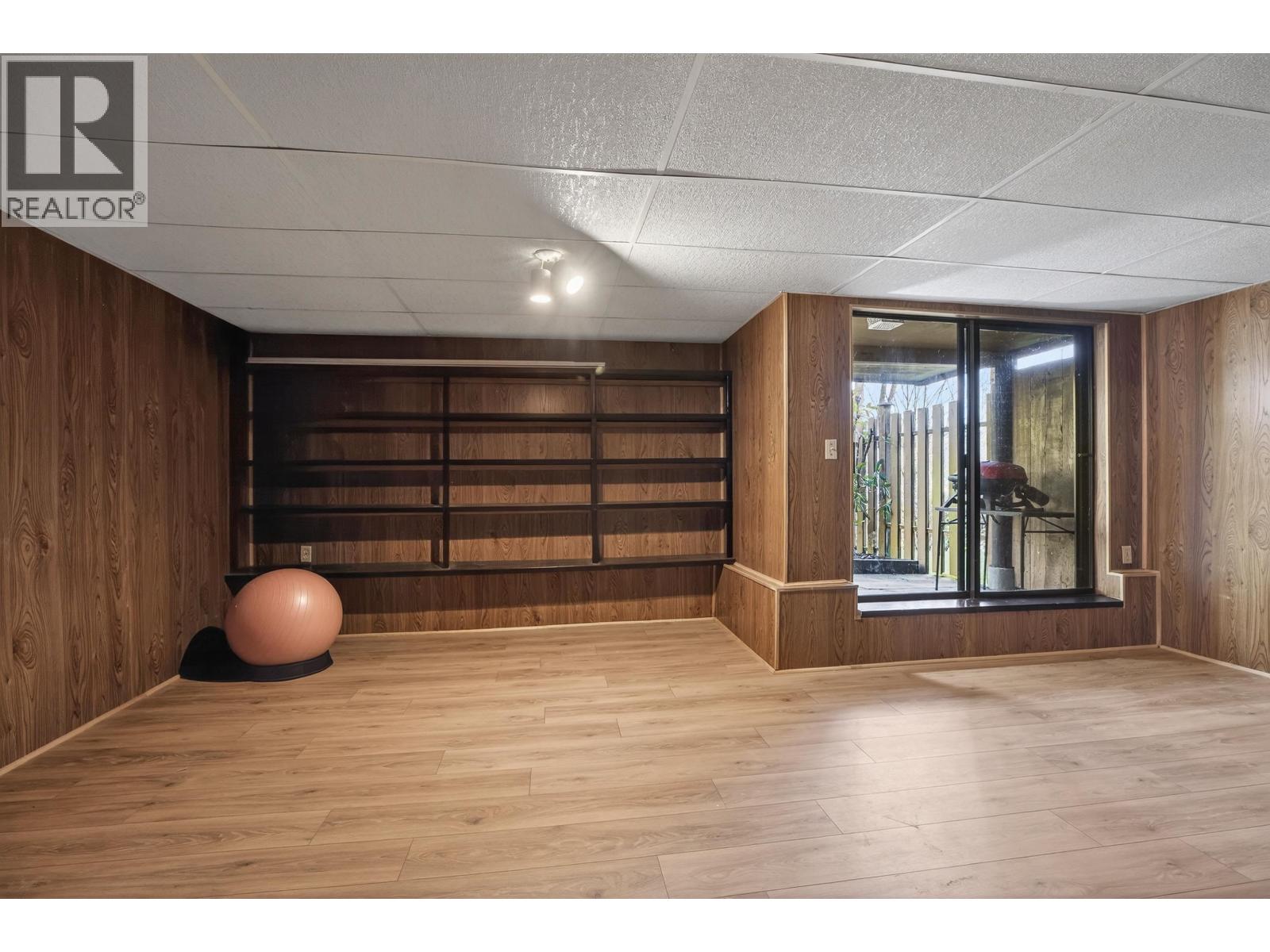 526 CARDIFF WAY, Port Moody