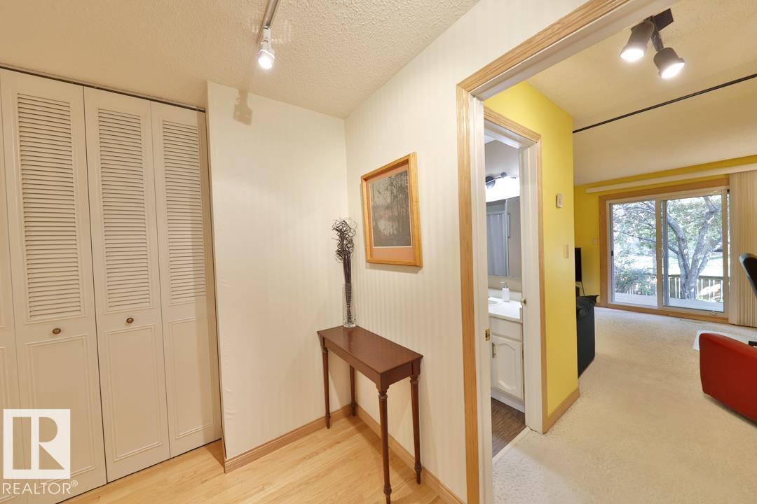 #102 10549 87 AV NW, Edmonton