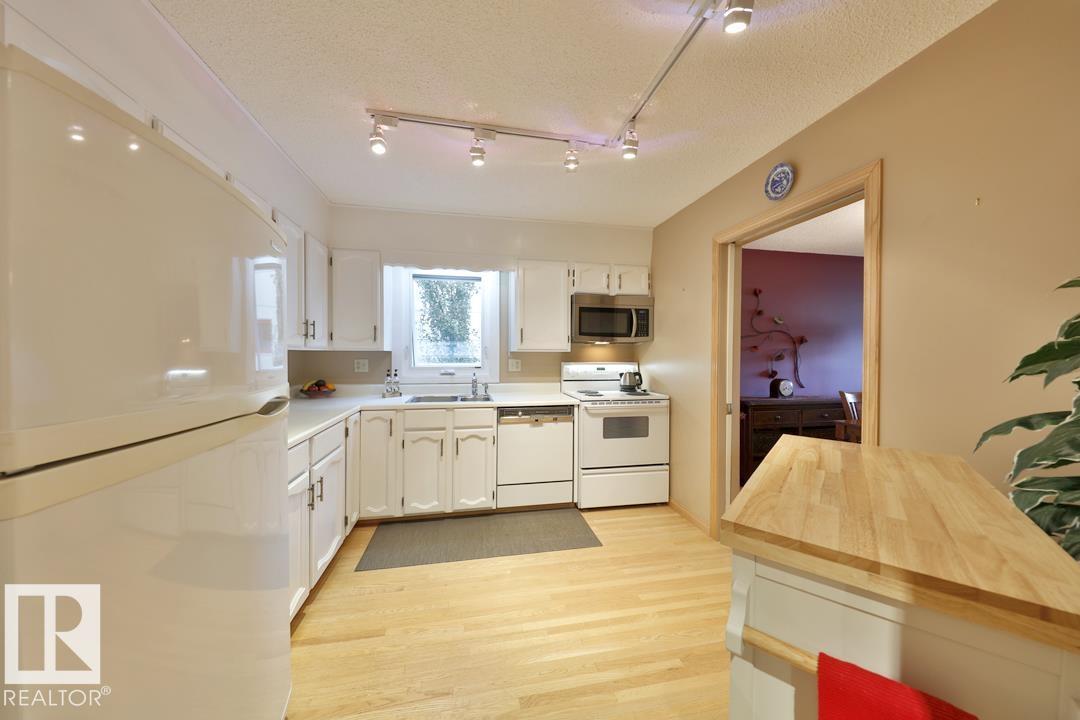 #102 10549 87 AV NW, Edmonton