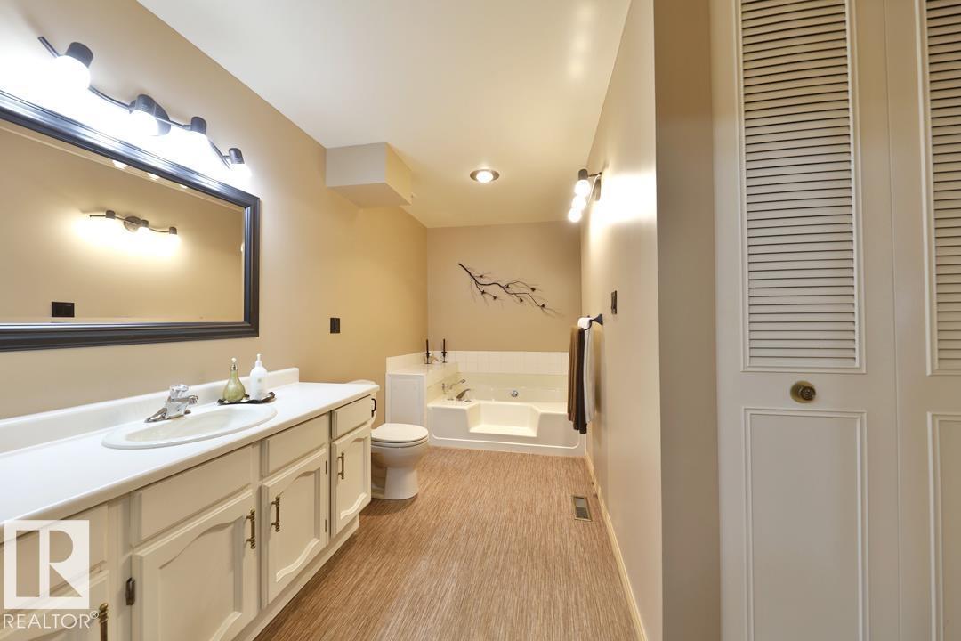 #102 10549 87 AV NW, Edmonton