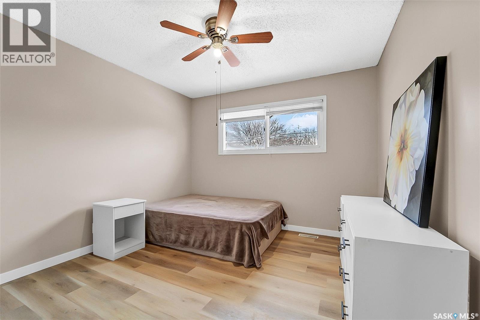 Single Family House Bi-level for Sale in  B AVENUE N Saskatoon 