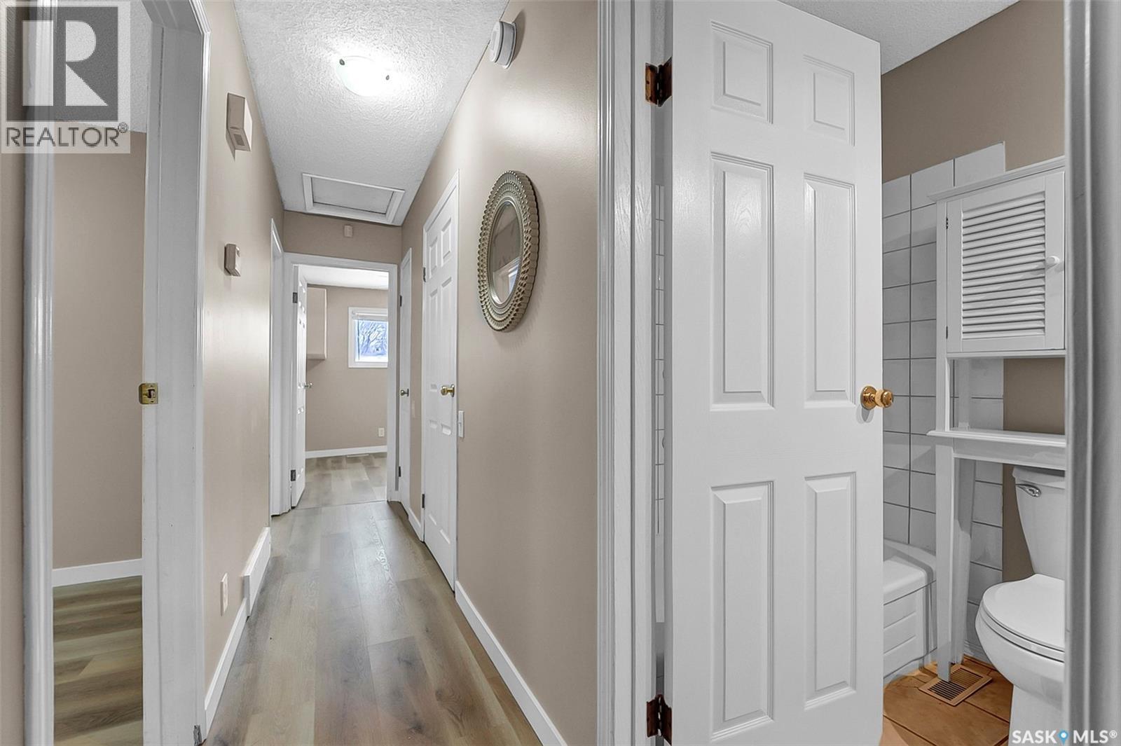 Single Family House Bi-level for Sale in  B AVENUE N Saskatoon 