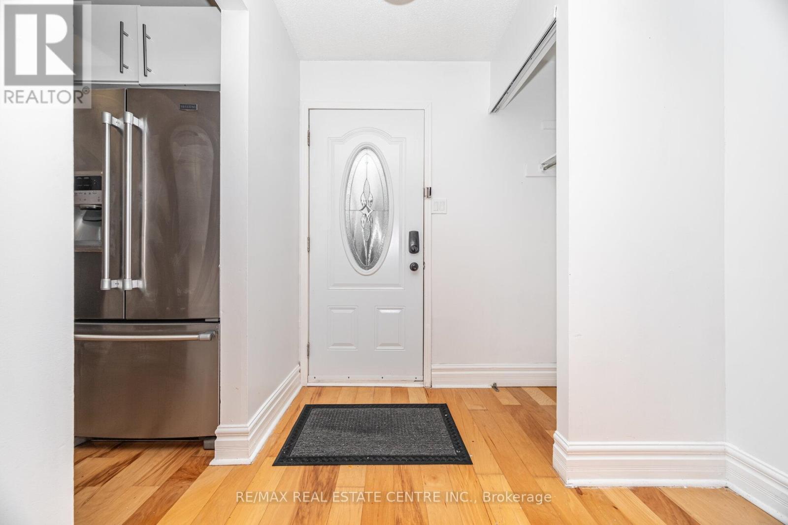 26 HALEY COURT - Photo 2 of 36, Brampton (Central Park), Ontario