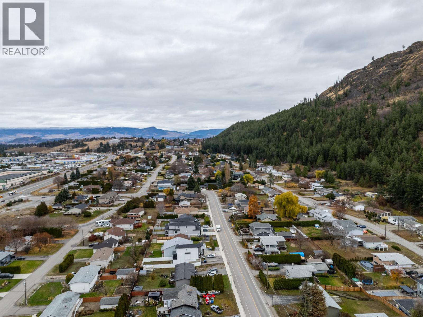  1451 Ross Road, West Kelowna