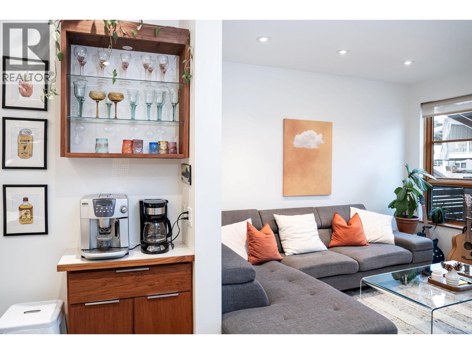 504 Ninth Street E, Revelstoke