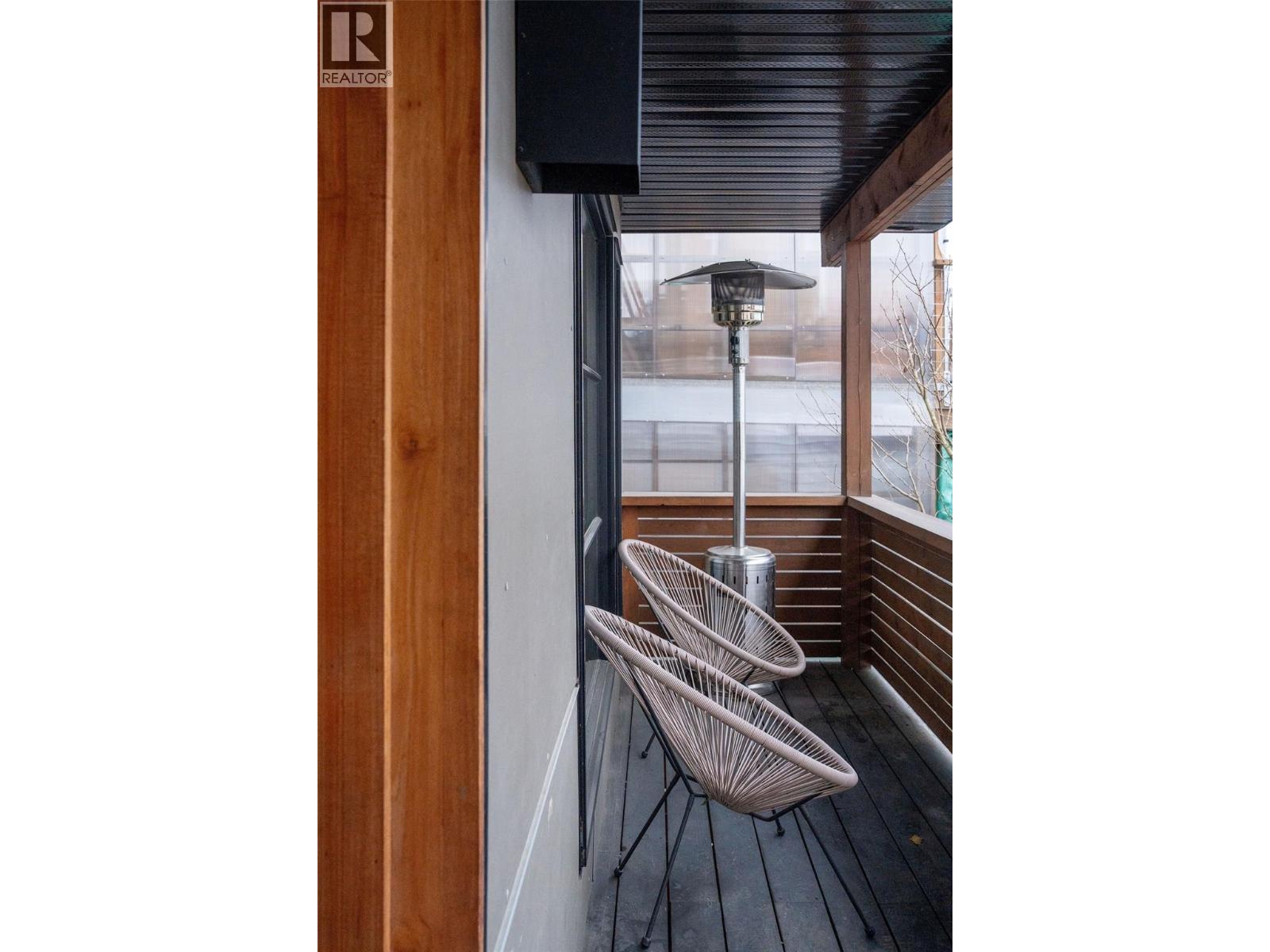 504 Ninth Street E, Revelstoke