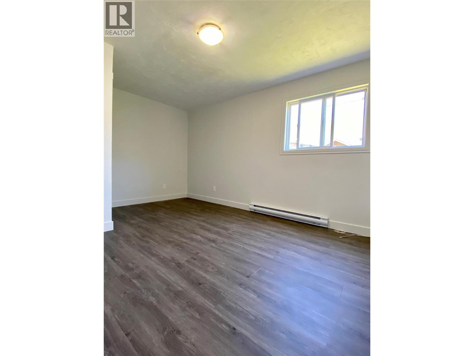 510 Tenth Street E, Revelstoke