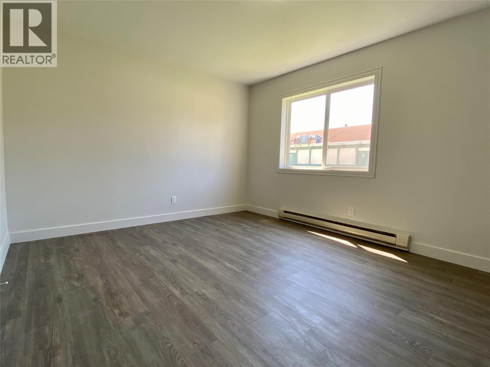 510 Tenth Street E, Revelstoke