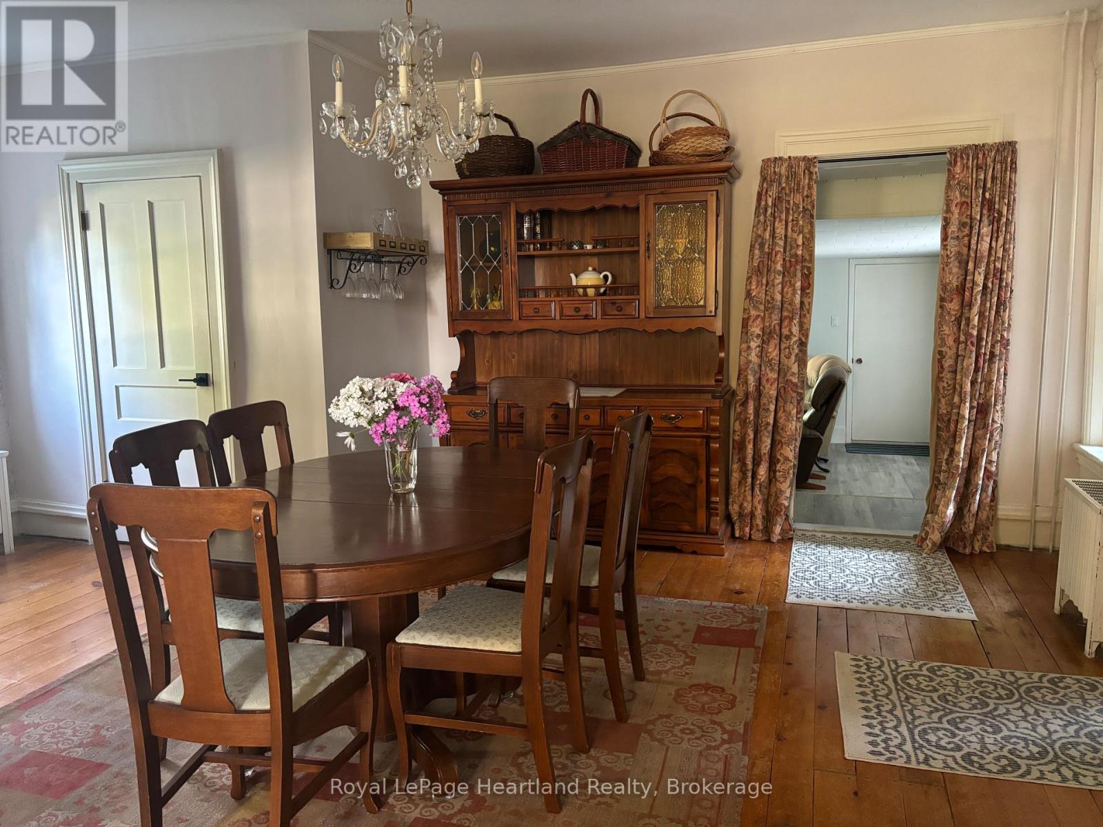 261 COBOURG STREET - Photo 5 of 12, Goderich (Goderich (Town)), Ontario