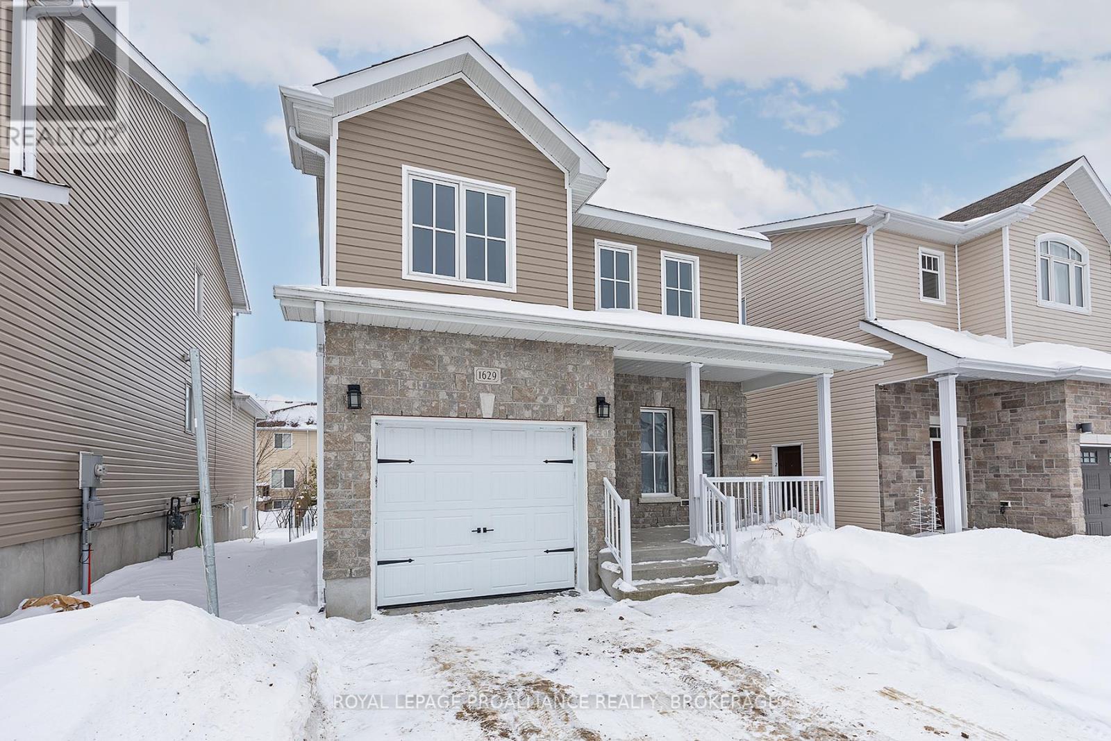 1629 CRIMSON CRESCENT - Photo 4 of 49, Kingston (City Northwest), Ontario