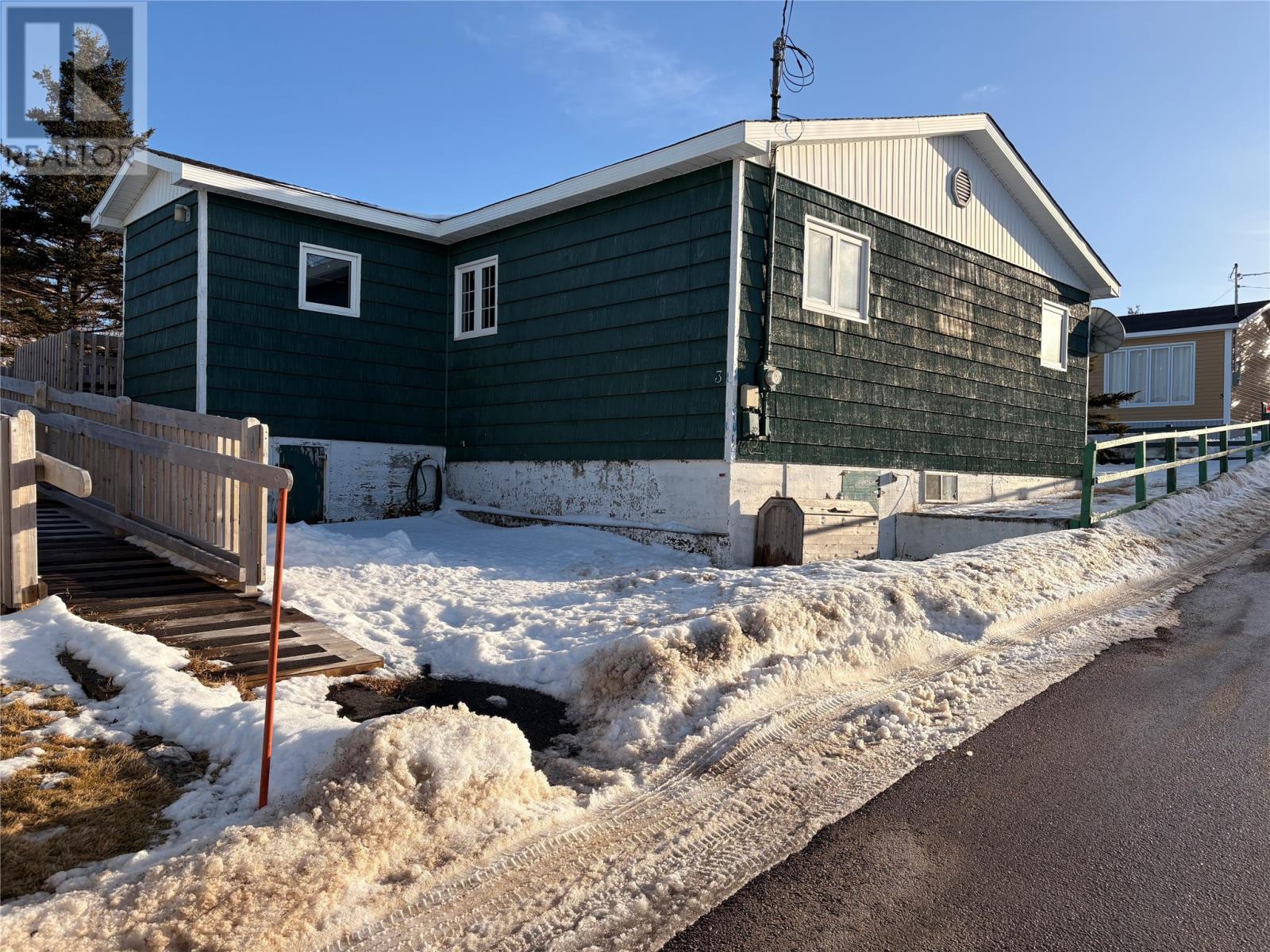 3 Hilltop Lane - Photo 3 of 17, Port aux Basques, Newfoundland & Labrador