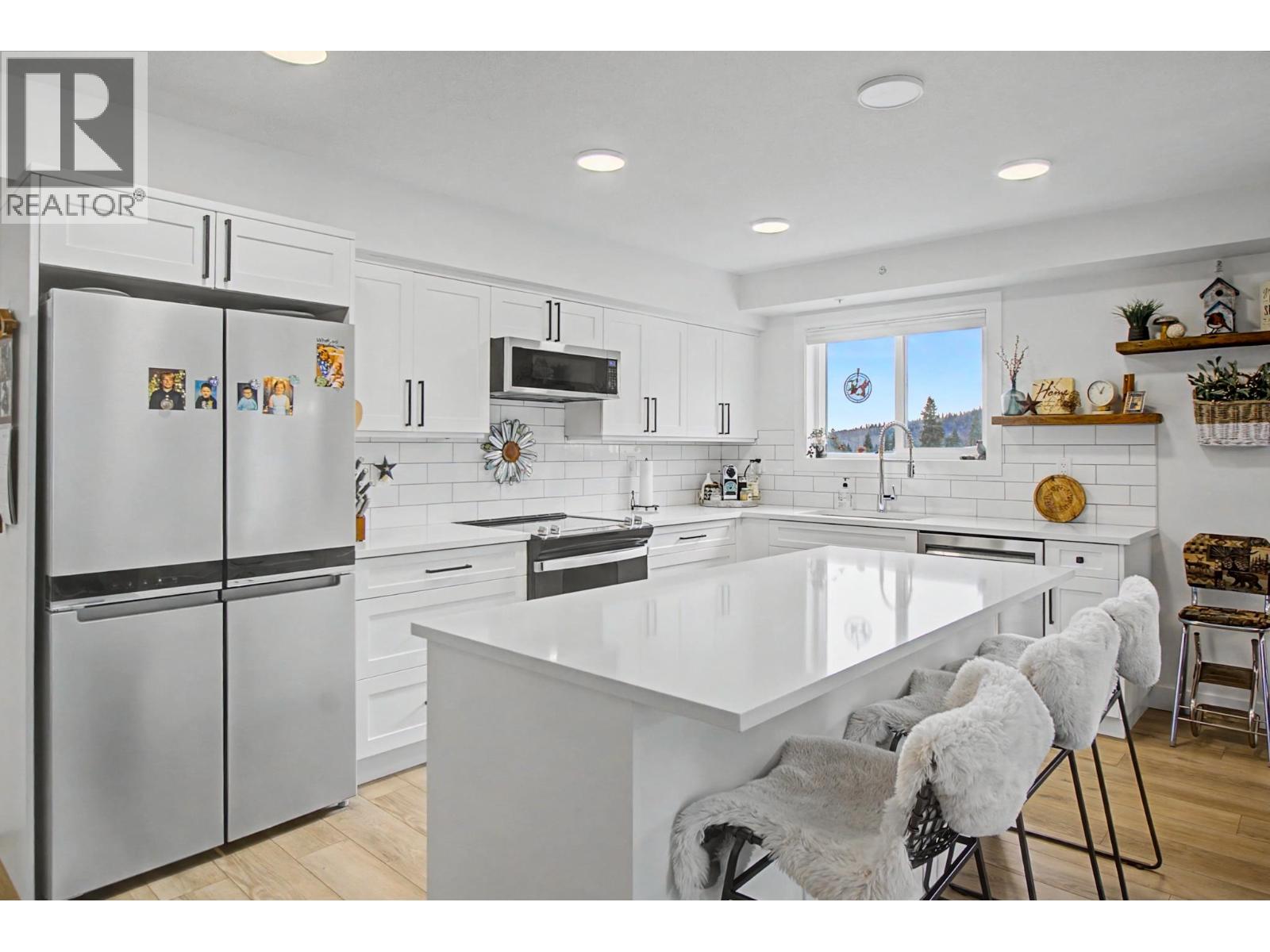 401 4278 22ND AVENUE, Prince George