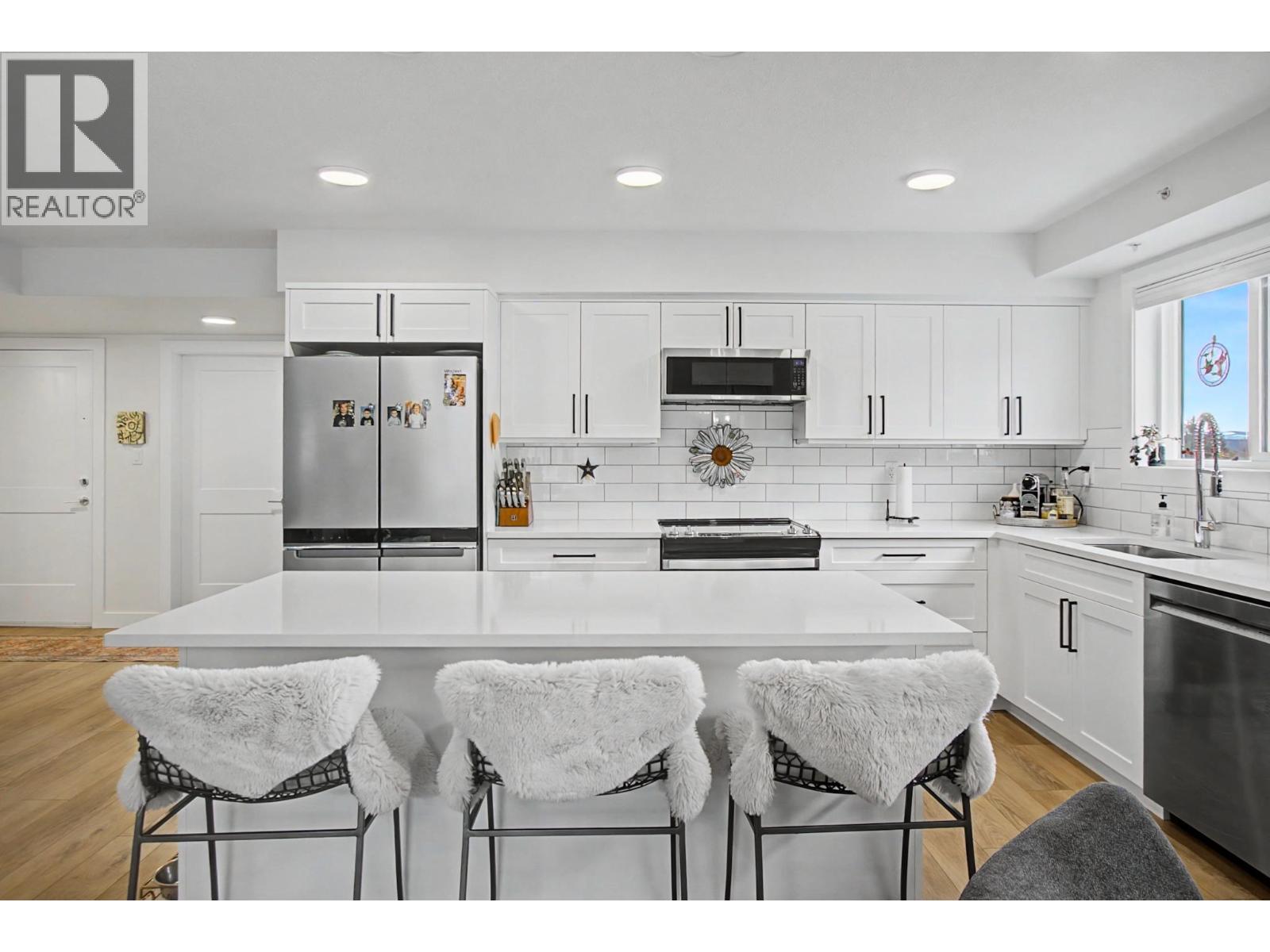 401 4278 22ND AVENUE, Prince George