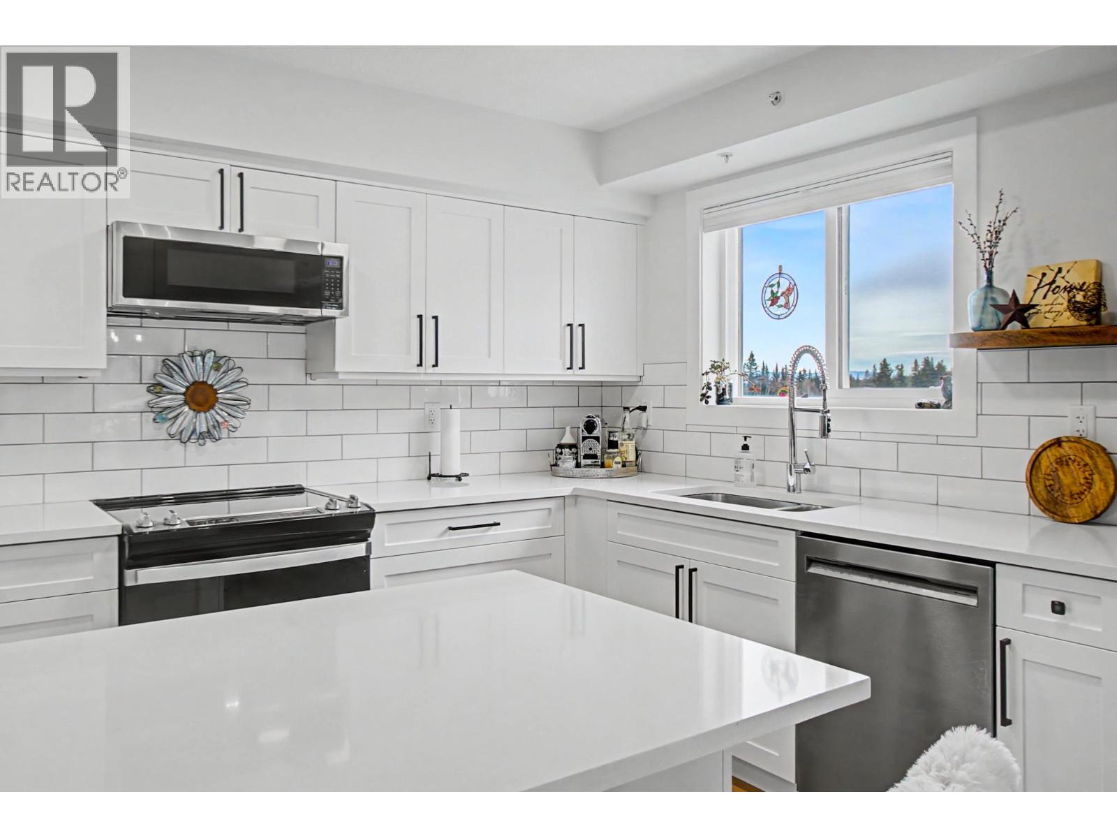 401 4278 22ND AVENUE, Prince George