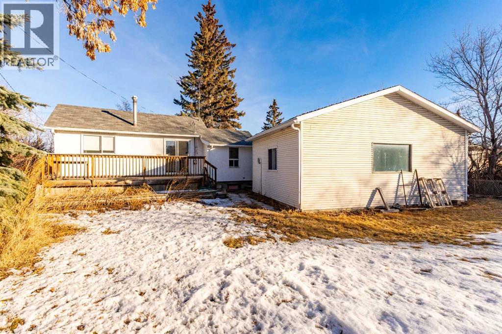 4829 54 Street - Photo 2 of 41, Olds, Alberta