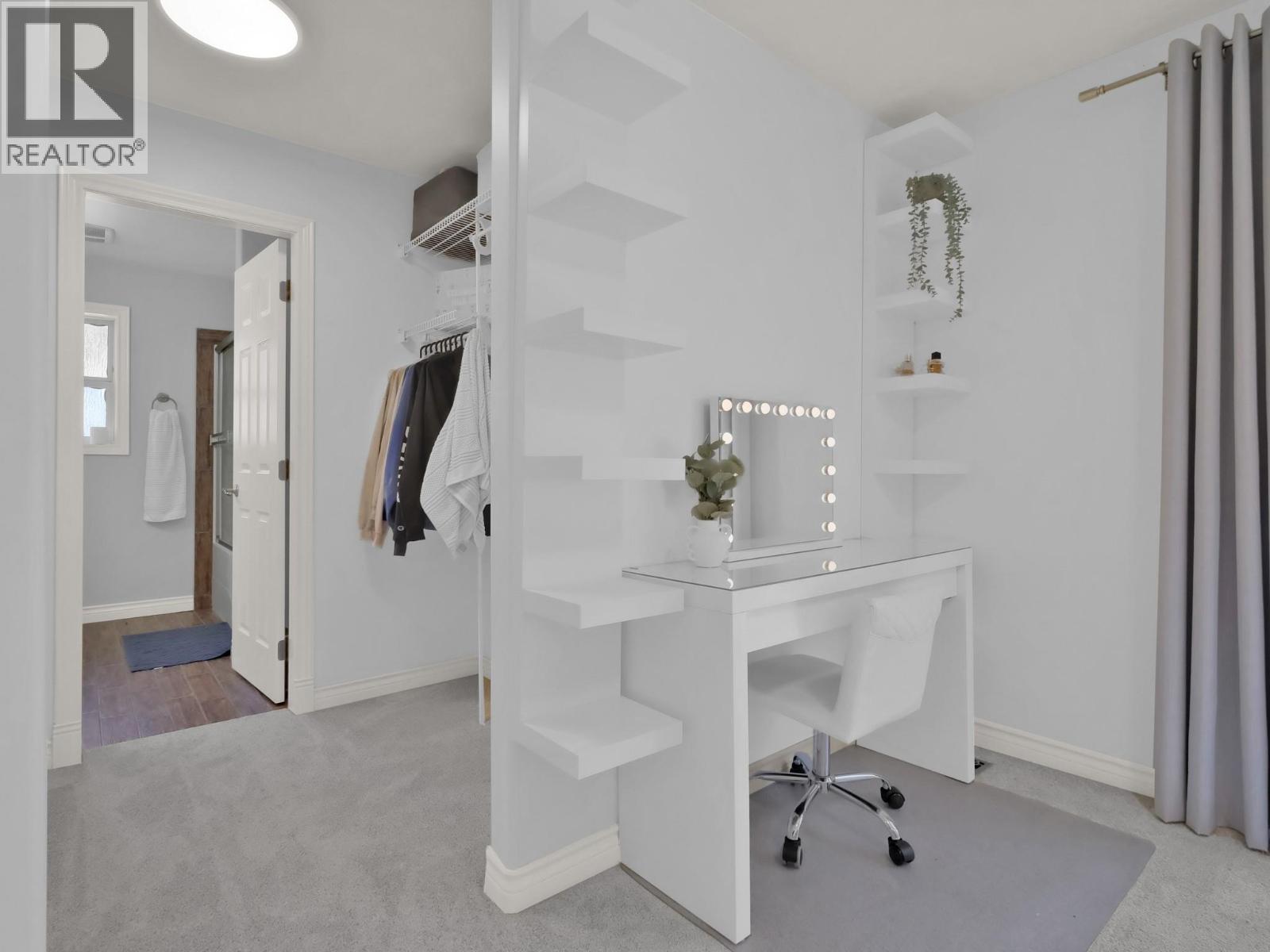  3063 Thacker Drive, West Kelowna