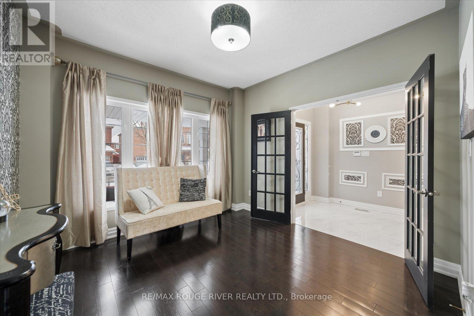 10 COYLE STREET - Photo 5 of 50, Ajax (Northeast Ajax), Ontario