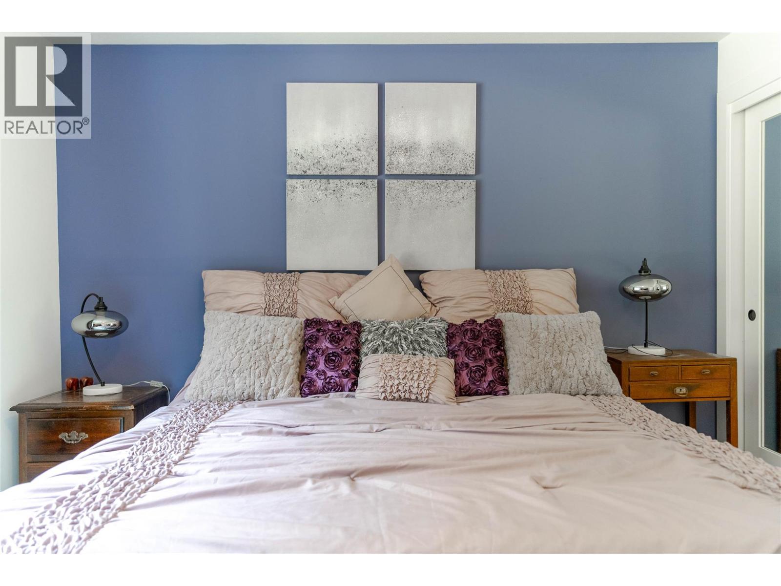 4165 93 HIGHWAY - 17